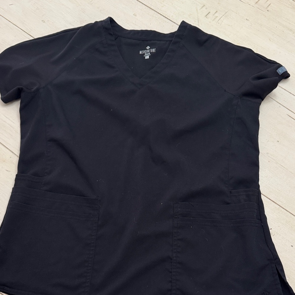 Med Couture Women's Classic Black Short Sleeve Top